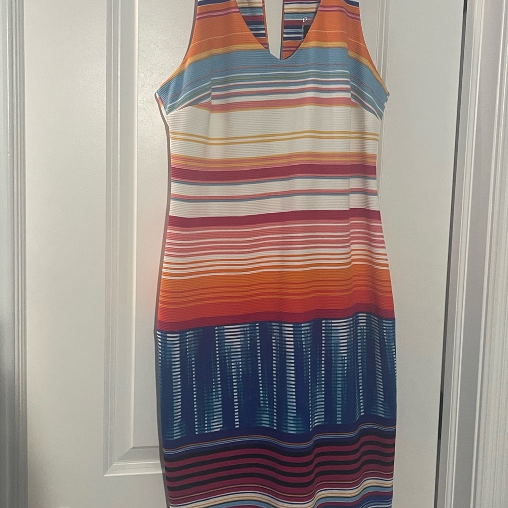 Worthington dress size 8. New with tags.